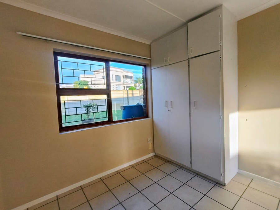 3 Bedroom Property for Sale in Wavecrest Eastern Cape